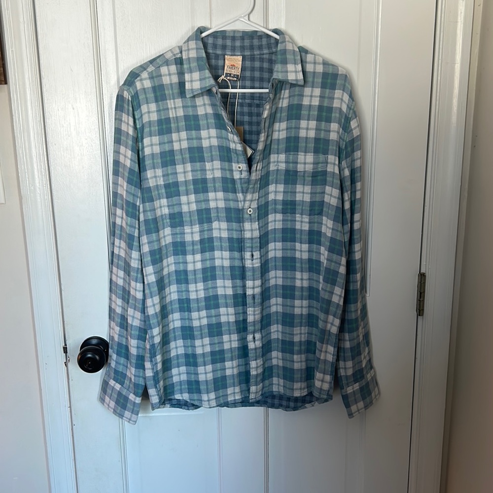 FAHERTY REVERSIBLE FLANNEL NWT
